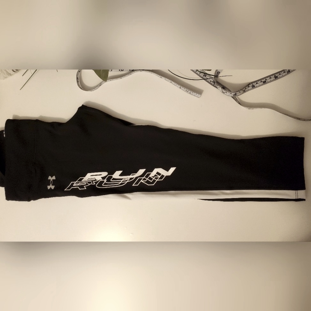 Under Armour Heatgear Compression Runners Size Medium NWOT